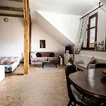 Statek Lunikov Farm stay Zizice