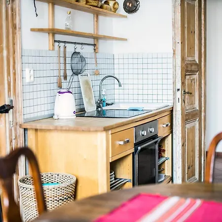 Statek Lunikov 农家乐 Zizice