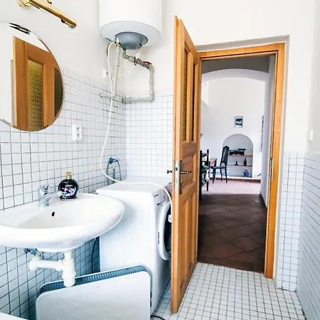 Statek Lunikov * Zizice