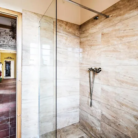 农家乐 Statek Lunikov *