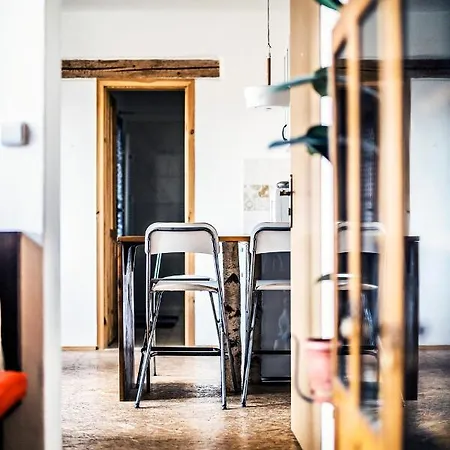 Statek Lunikov 农家乐 *