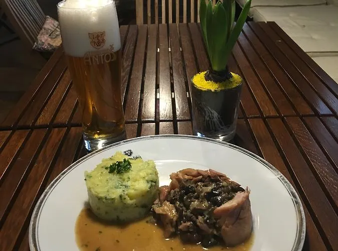 Statek Lunikov 农家乐 Zizice