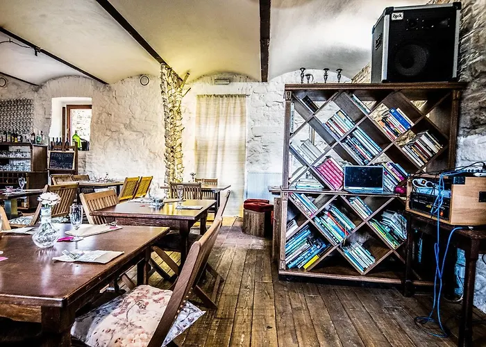 Statek Lunikov 农家乐 Zizice