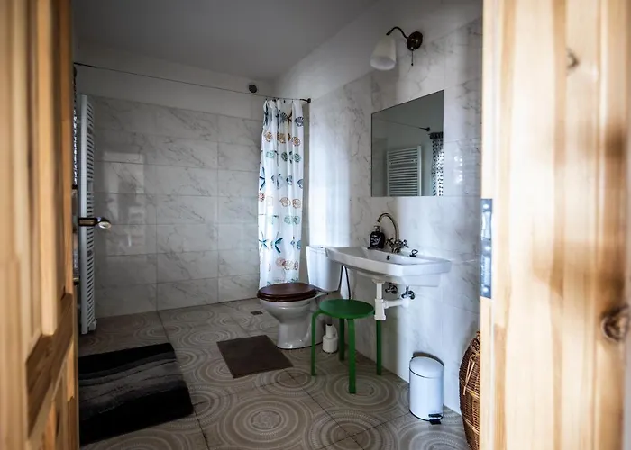 Statek Lunikov 农家乐 *