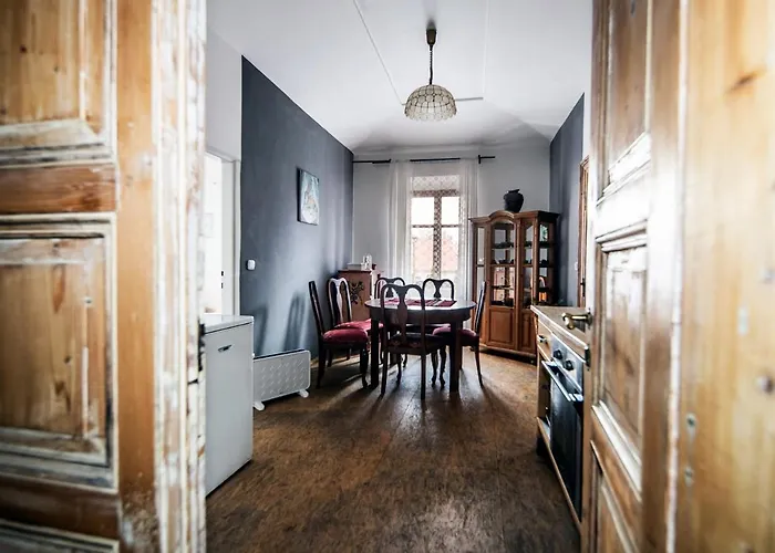 Statek Lunikov 农家乐 *