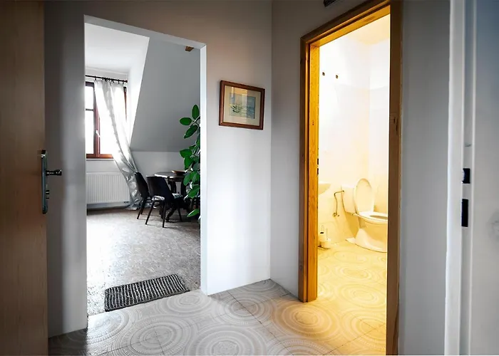 Statek Lunikov 农家乐 Zizice