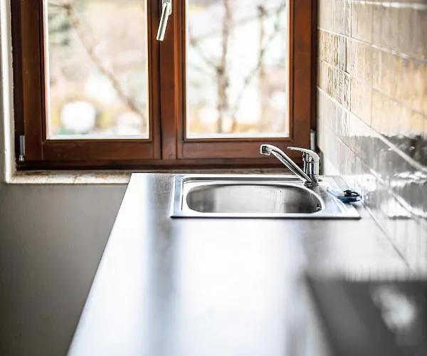 农家乐 Statek Lunikov Zizice