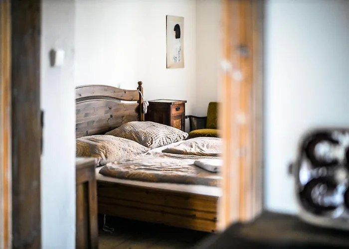 农家乐 Statek Lunikov Zizice