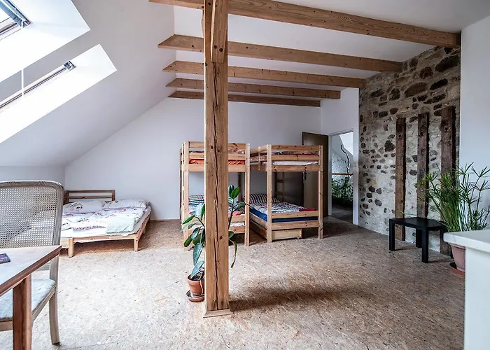 农家乐 Statek Lunikov Zizice